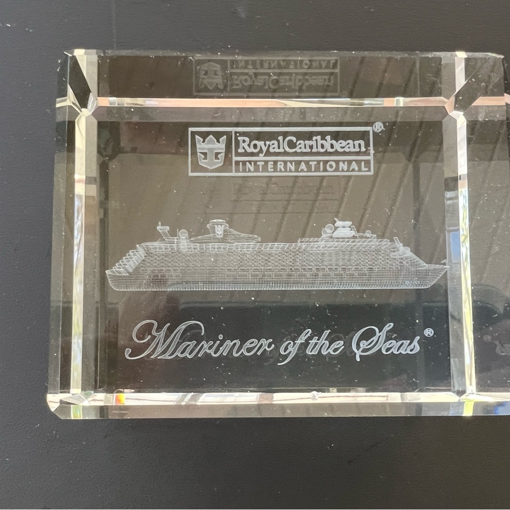 Mariner of the Seas Royal Caribbean Crystal Ship Models